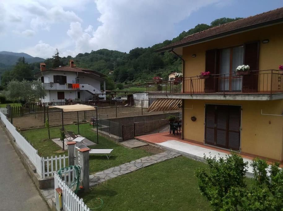 Casa Vacanze La Cicala Pontremoli Luaran gambar
